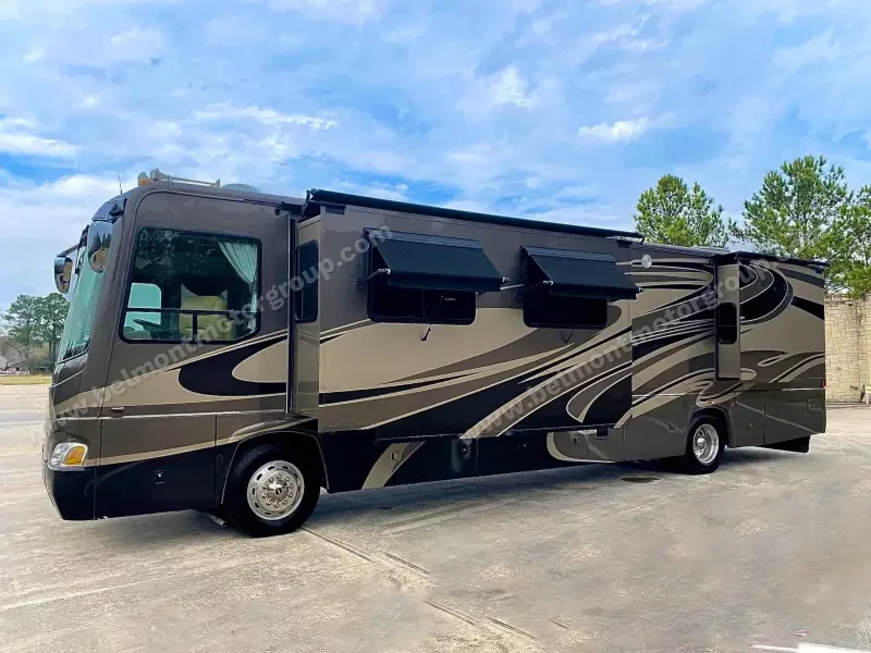 2007 Coachmen Sportscoach Legend 40 photo 16
