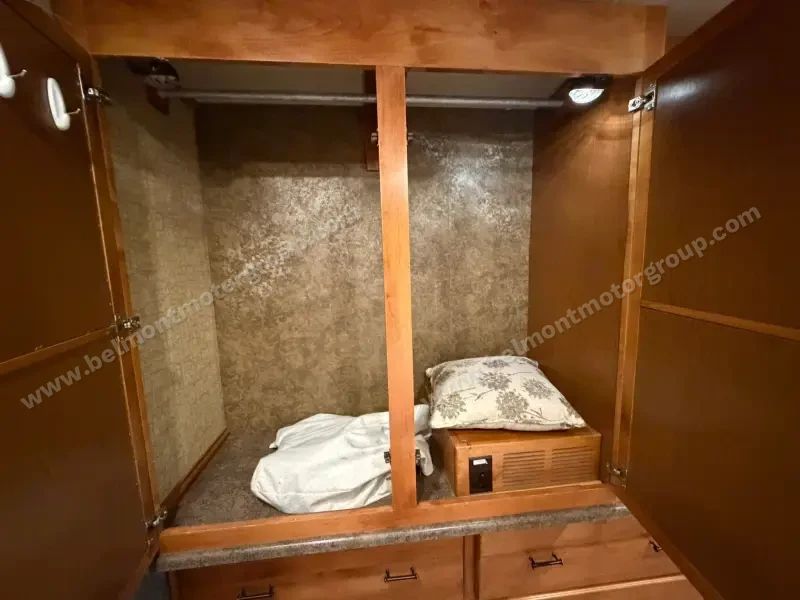 2015 Tiffin Allegro Bay 32 photo 35