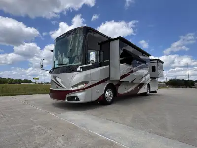 2017 Tiffin Phaeton 36GH