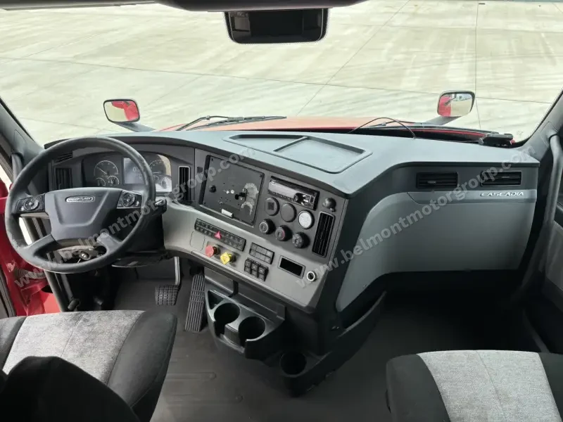 2020 Freightliner CASCADIA 126 Sleeper photo 15