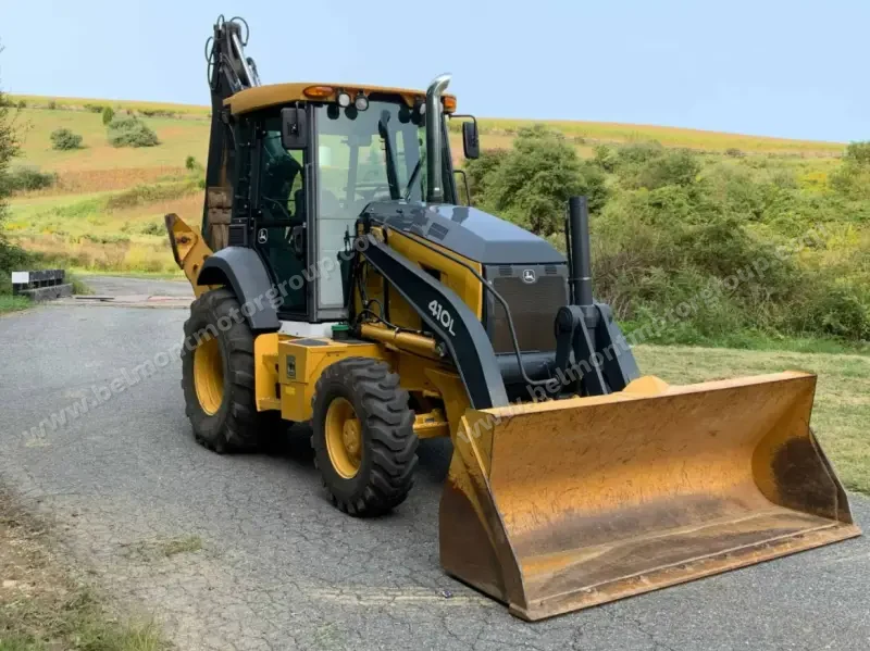 2017 John Deere 410L photo 4