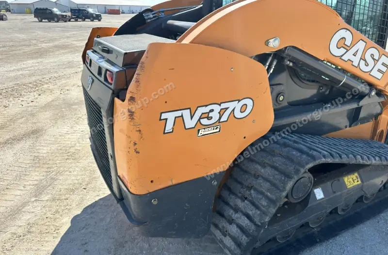 2019 Case TV370 photo 28
