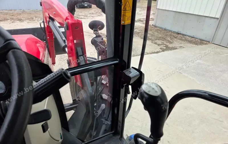 2022 Massey Ferguson 6713 MFWD Tractor W/FL3723 Loader photo 33