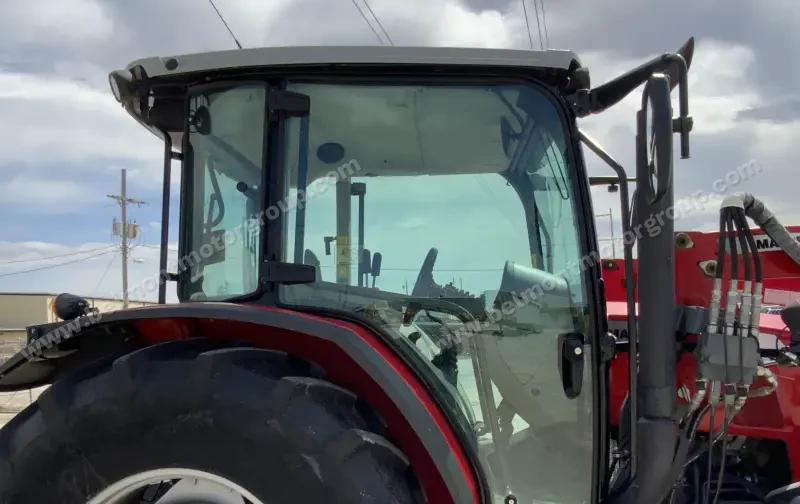 2017 Massey Ferguson 4710 MFWD Tractor W/Loader | Agriculture photo 44