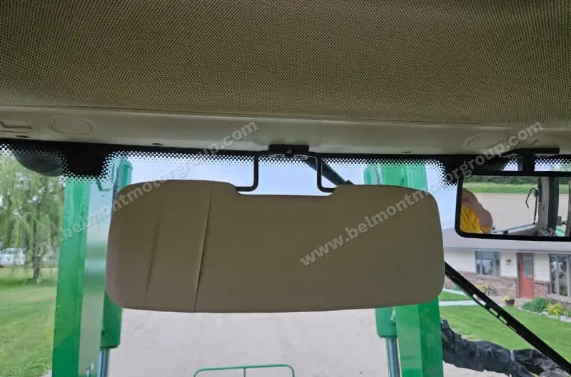 2017 John Deere 6130M MFWD photo 38