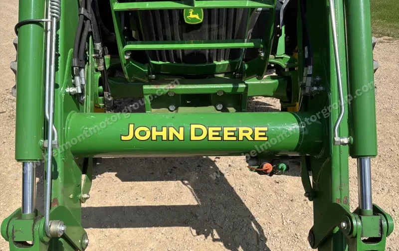 2016 John Deere 5100M MFWD Tractor W/H260 Loader & Bucket photo 33