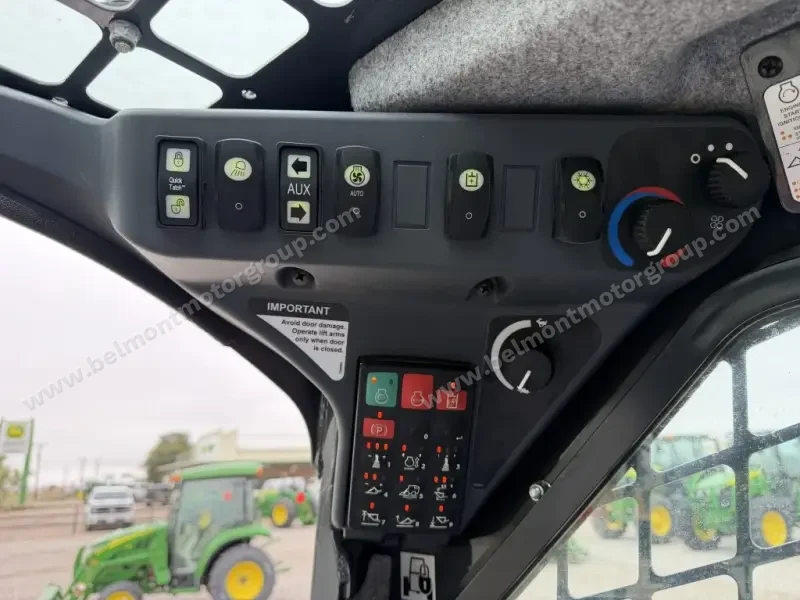 2020 John Deere 333G photo 15