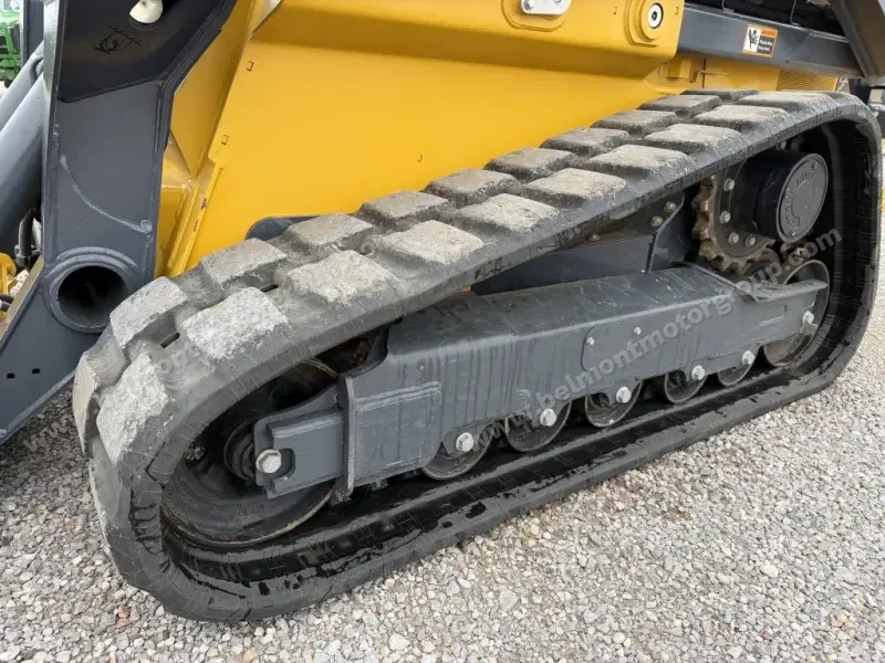 2020 John Deere 333G photo 11