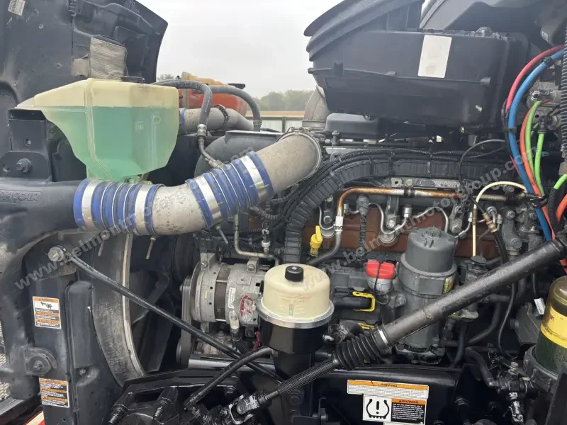 2019 Peterbilt 579 photo 9