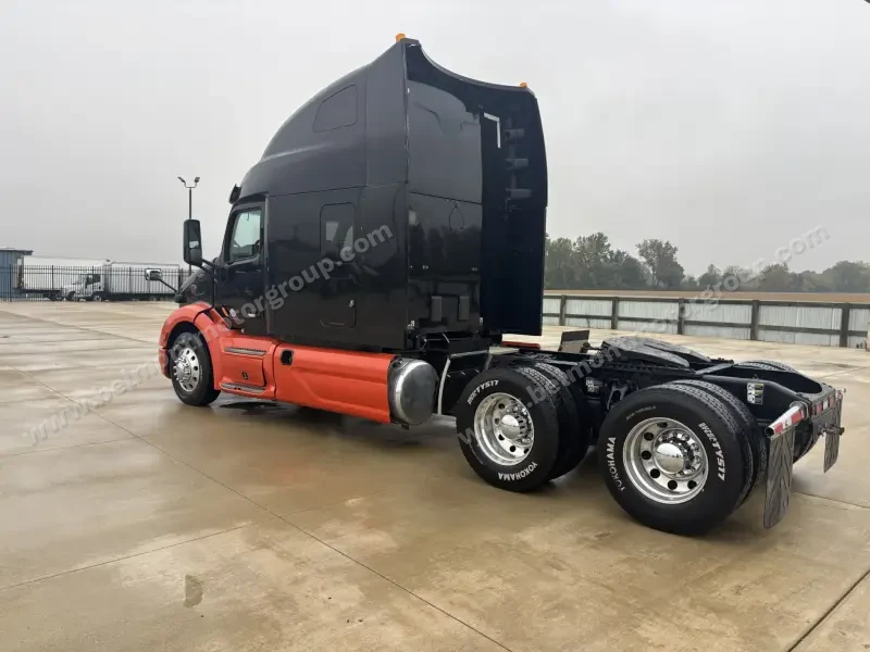 2019 Peterbilt 579 photo 3