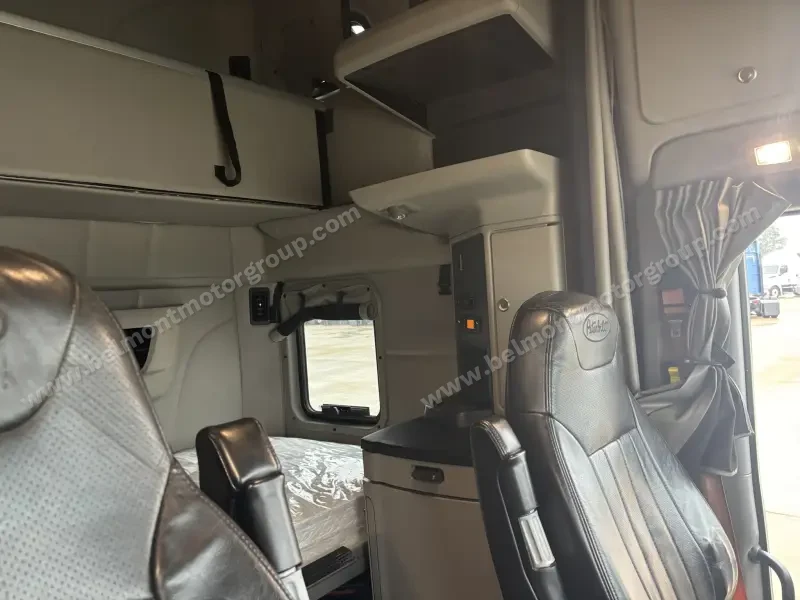 2019 Peterbilt 579 photo 12
