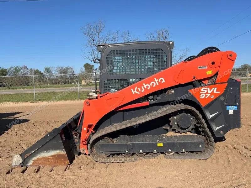2023 Kubota  SVL97-2 SKID STEER photo 2